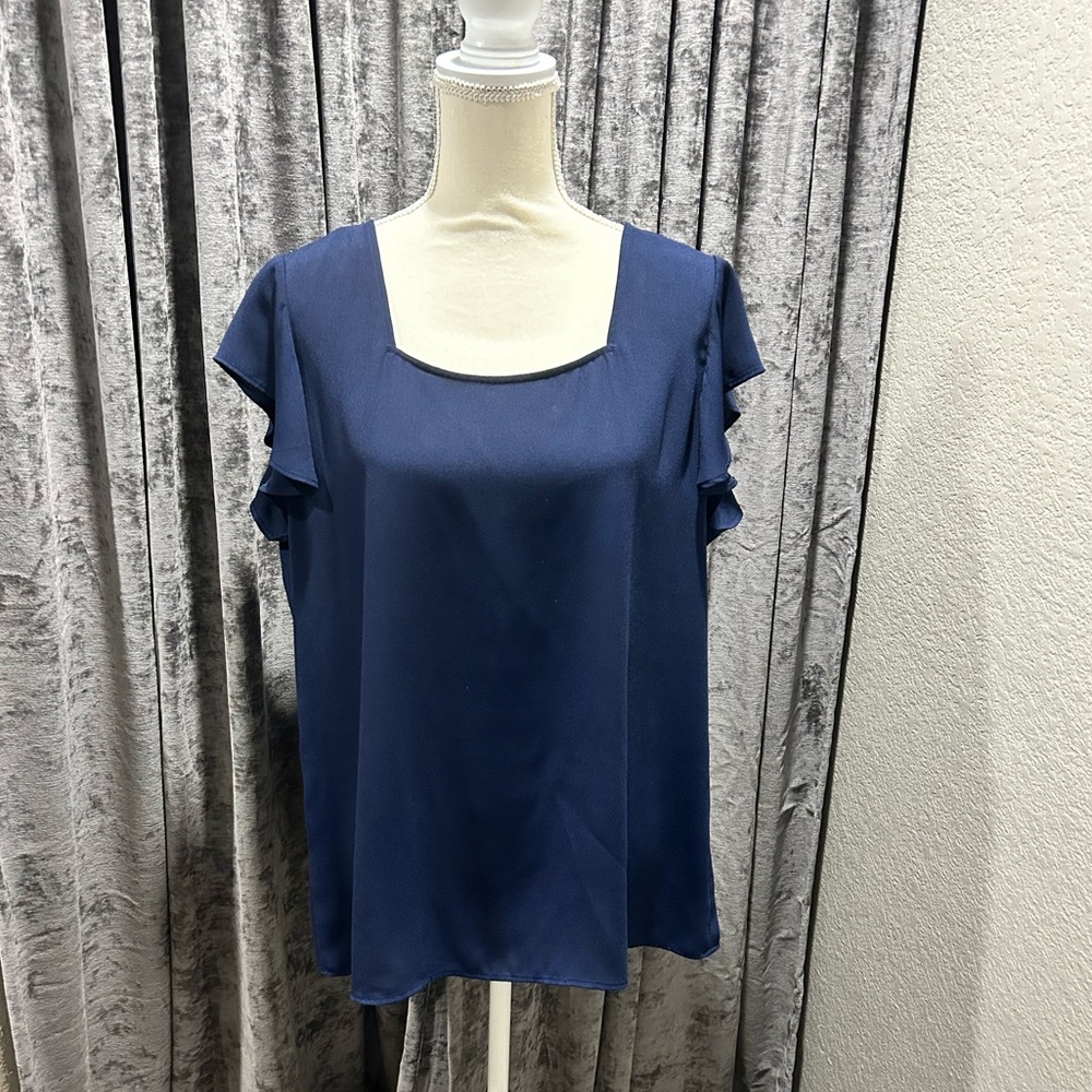 Beautiful Navy Blue Halogen XL blouse
